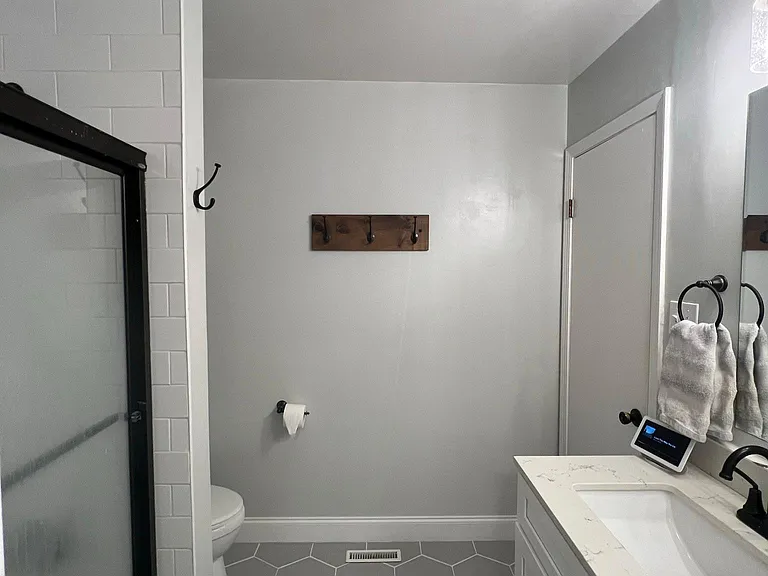 138 Denbigh Ter — Photo 13