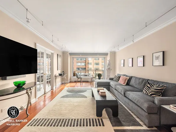 400 E 56th St APT 9L, Manhattan, NY 10022
