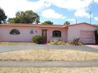 2211 NW 34th Ave, Lauderdale Lakes, FL 33311