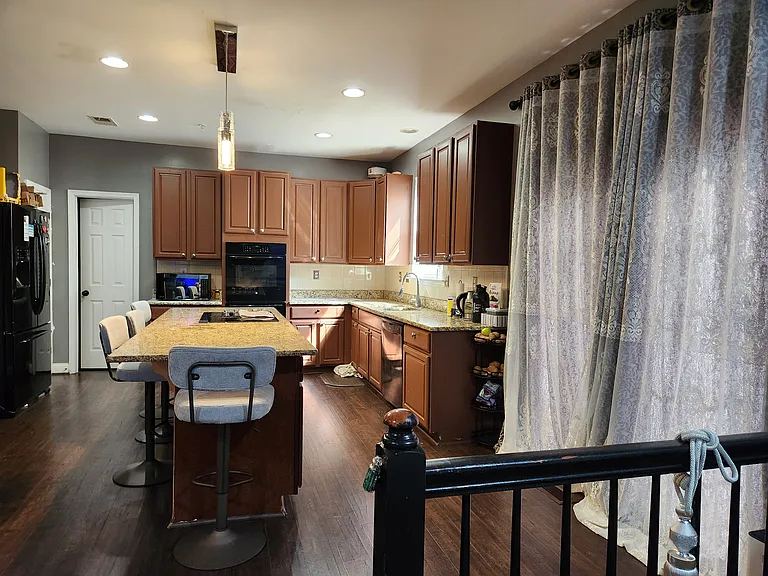 7005 Shagbark Ct — Photo 15