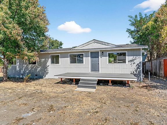 3rd image of 13051 Mcdowell Street