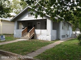 810 Bluemont Ave APT B, Manhattan, KS 66502