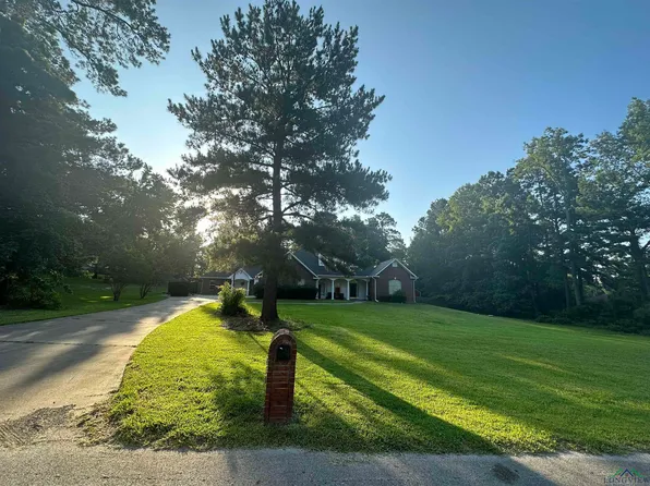 618 Sunnybrook Dr, Longview, TX 75605