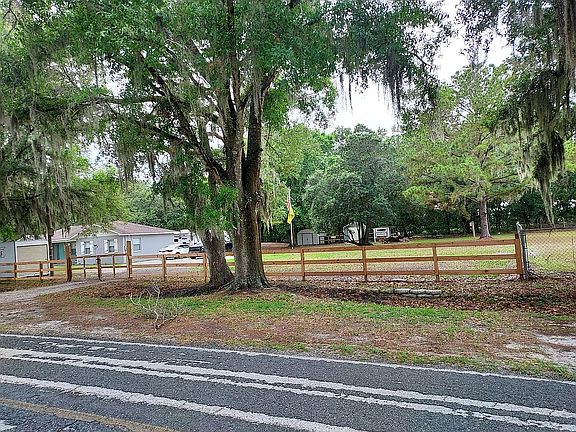 5th image of 1128 Cowart Rd