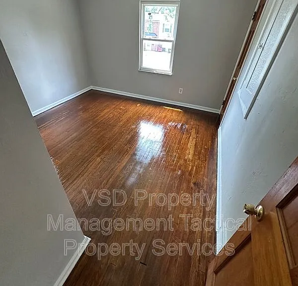20131 Crystal Ave #UP — Photo 9