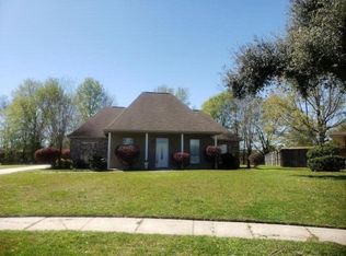 3933 Newbury Dr, Baton Rouge, LA 70814