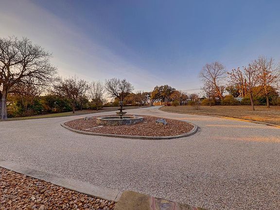 5th image of 889 Highway 39