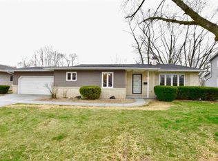 1820 Valle Vista Blvd, Pekin, IL 61554