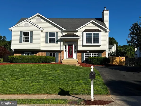 5842 Riverside Dr, Woodbridge, VA 22193