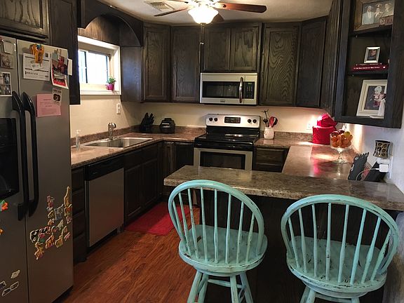 2nd image of 307 Groves Ave