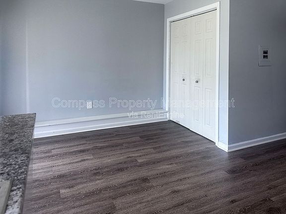 3rd image of 5894 Christie Ave SE