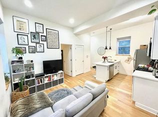 1644 W Cermak Rd #2R, Chicago, IL 60608