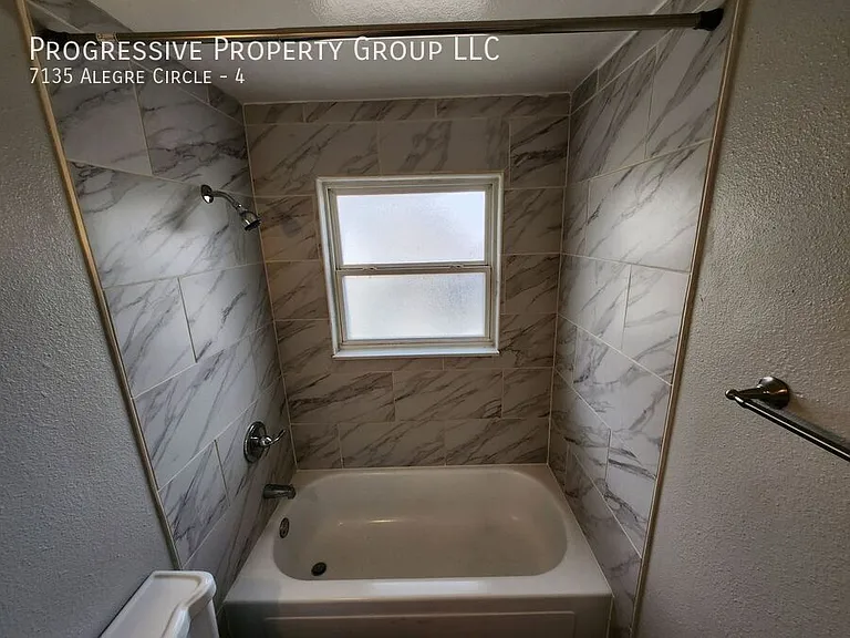 7135 Alegre Cir #4 — Photo 11
