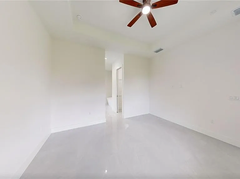 6048 Stratton Rd — Photo 15