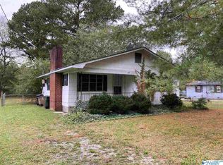 2117 Clara Ave SW, Decatur, AL 35601