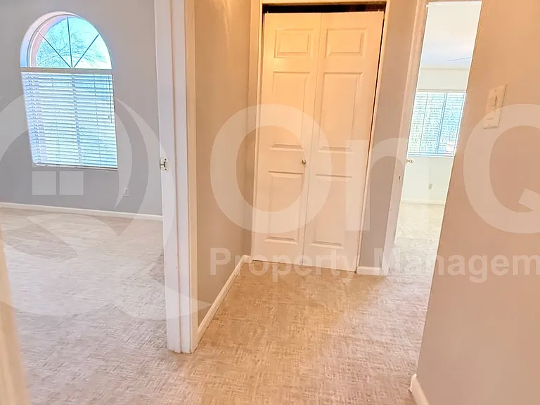 9405 E Presidio Rd — Photo 44