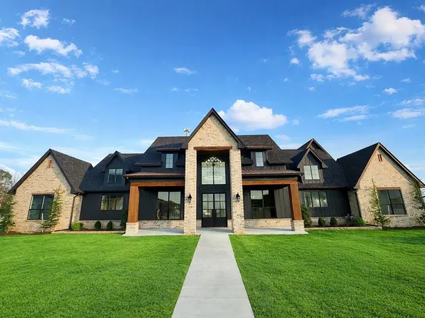 4700 Rustic Trails, Moore, OK 73160