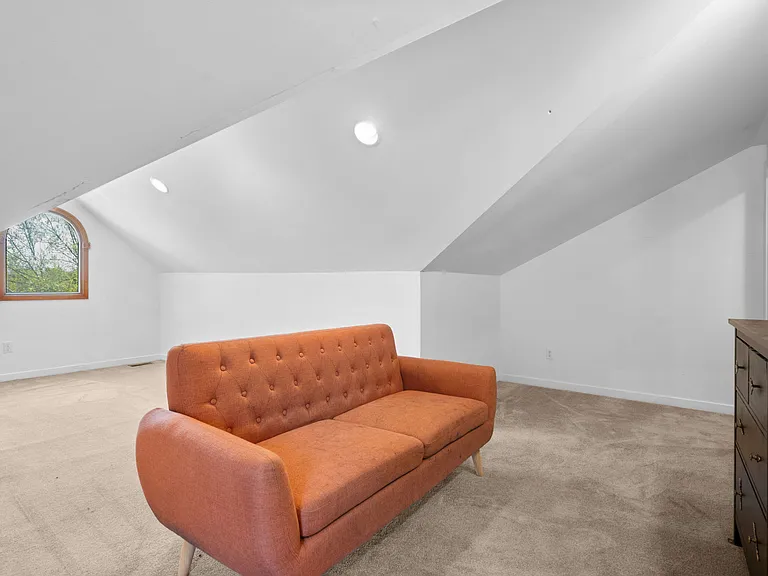 254 Hunters Trl — Photo 22