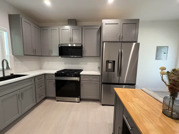 1015 N Cambria Pl #B, Anaheim, CA 92801