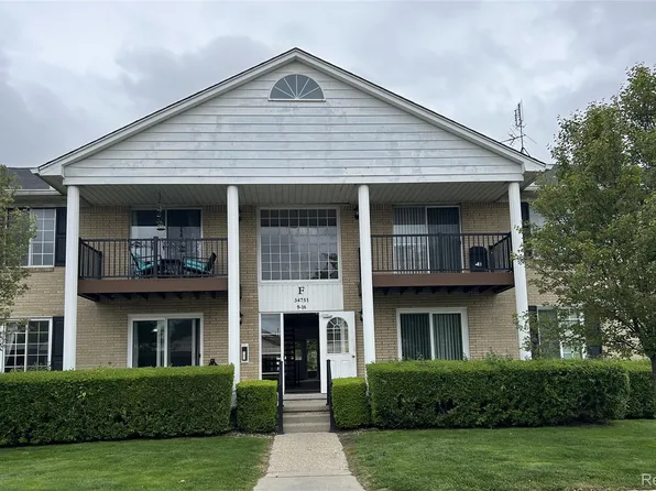 34751 Kimberly Dr #12, Sterling Heights, MI 48312