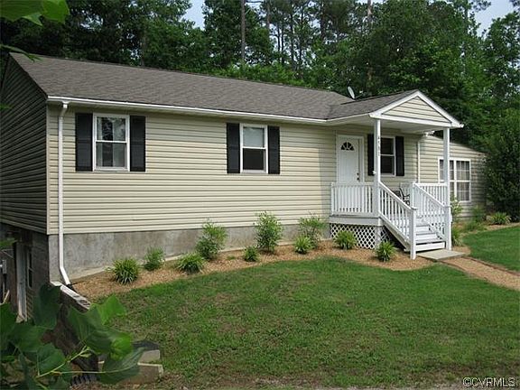 3rd image of 4581 N Waterside Dr
