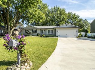 8404 Bellechasse Ct, Davison, MI