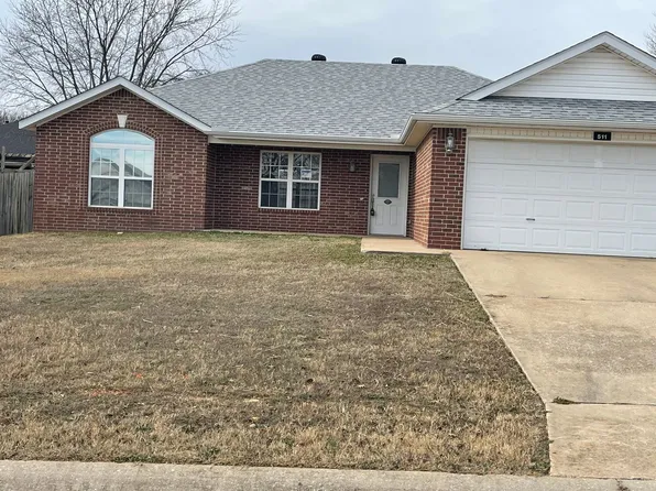 511 N Brookfield Dr, Centerton, AR 72719