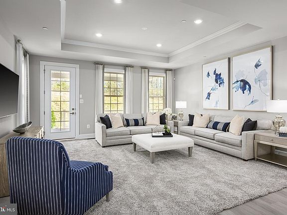 4th image of 6489 Swimmer Row Way