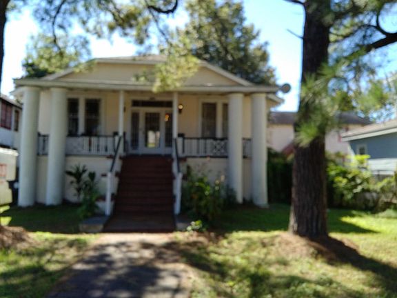 2nd image of 5020 S Claiborne Ave #5020