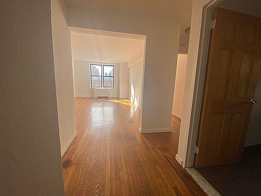 1st image of 2335 Broadway APT 5C