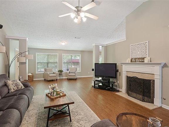 4th image of 1480 Jami Hollow Way
