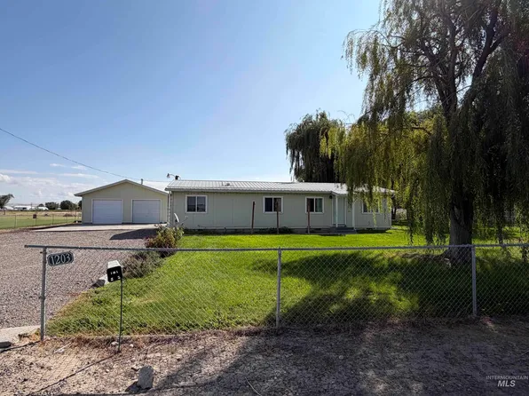 1203 Erlebach Way, Ontario, OR 97914