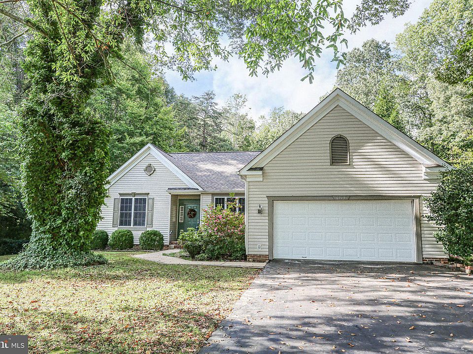 1st image of 6713 Autumn Wood Dr