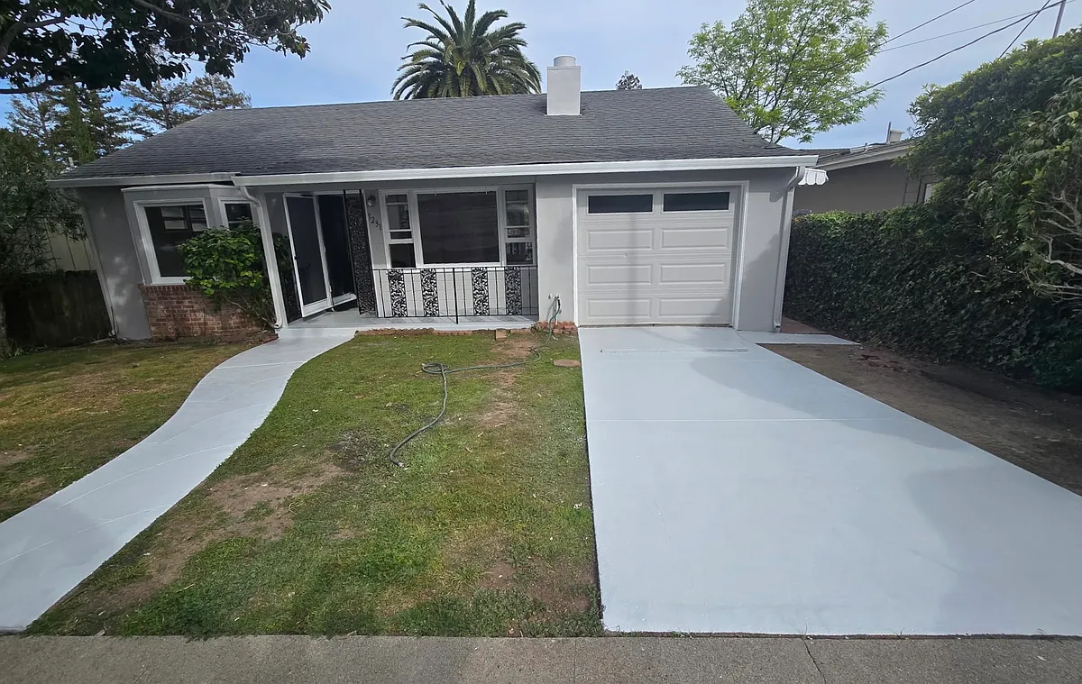 Front of house - 1231 Tilia St