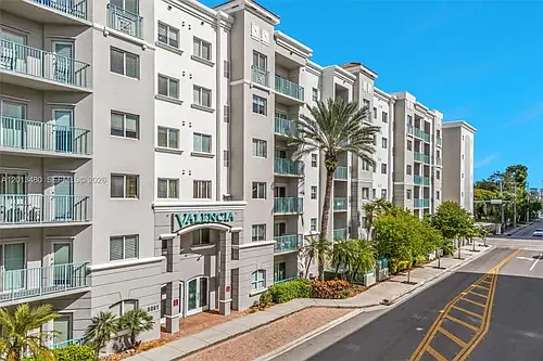 6001 SW 70th St #624 — Photo 1