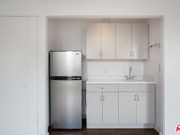 4th image of 744 Amoroso Pl APT 3