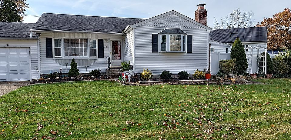 1st image of 2 Stan Haven Pl