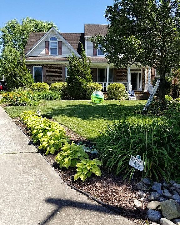 1st image of 821 Satinwood Ct