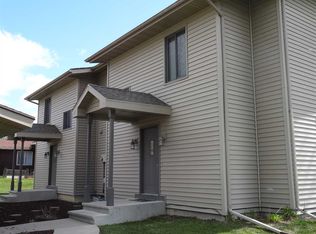 2620-2622 Blarney Stone Dr, Beloit, WI 53511