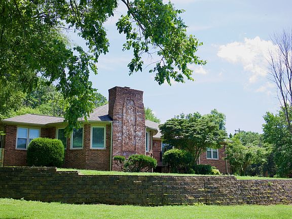 4th image of 4451 Chandler Rd