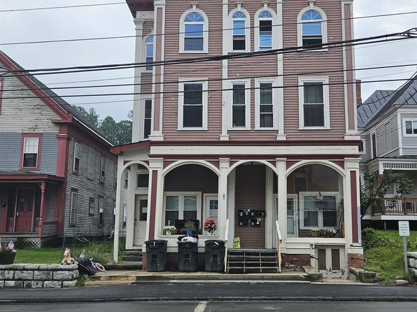 21 S Main St