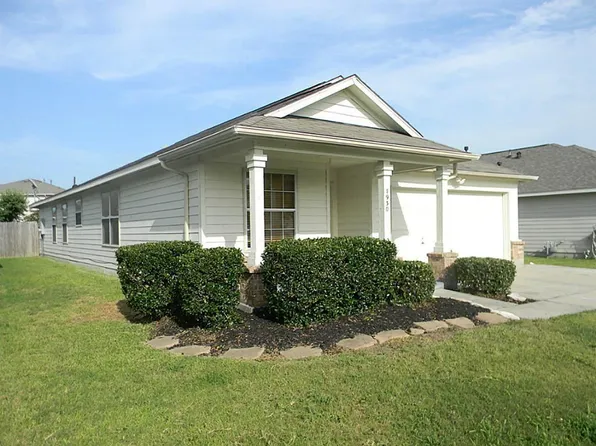 7930 Ginger Park Dr, Baytown, TX 77521