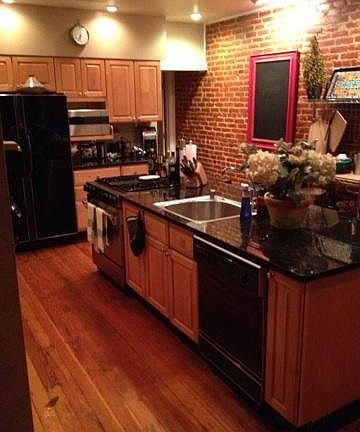 2nd image of 1504 N Van Buren St
