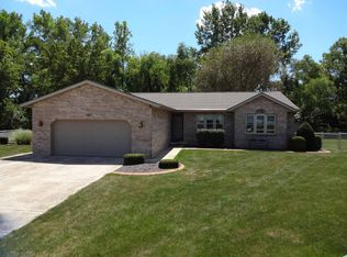 2801 Biscayne Dr, Springfield, IL 62707