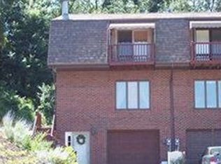 127 Macarthur Rd, Clairton, PA 15025