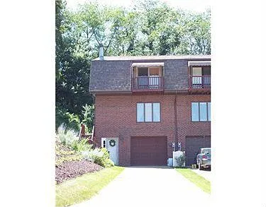 127 Macarthur Rd photo 1
