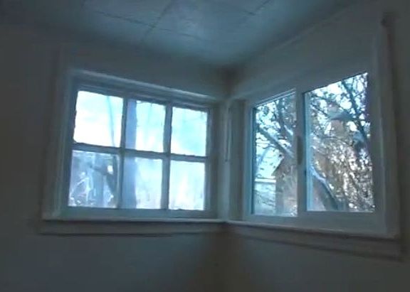 3rd image of 220 Cedar St