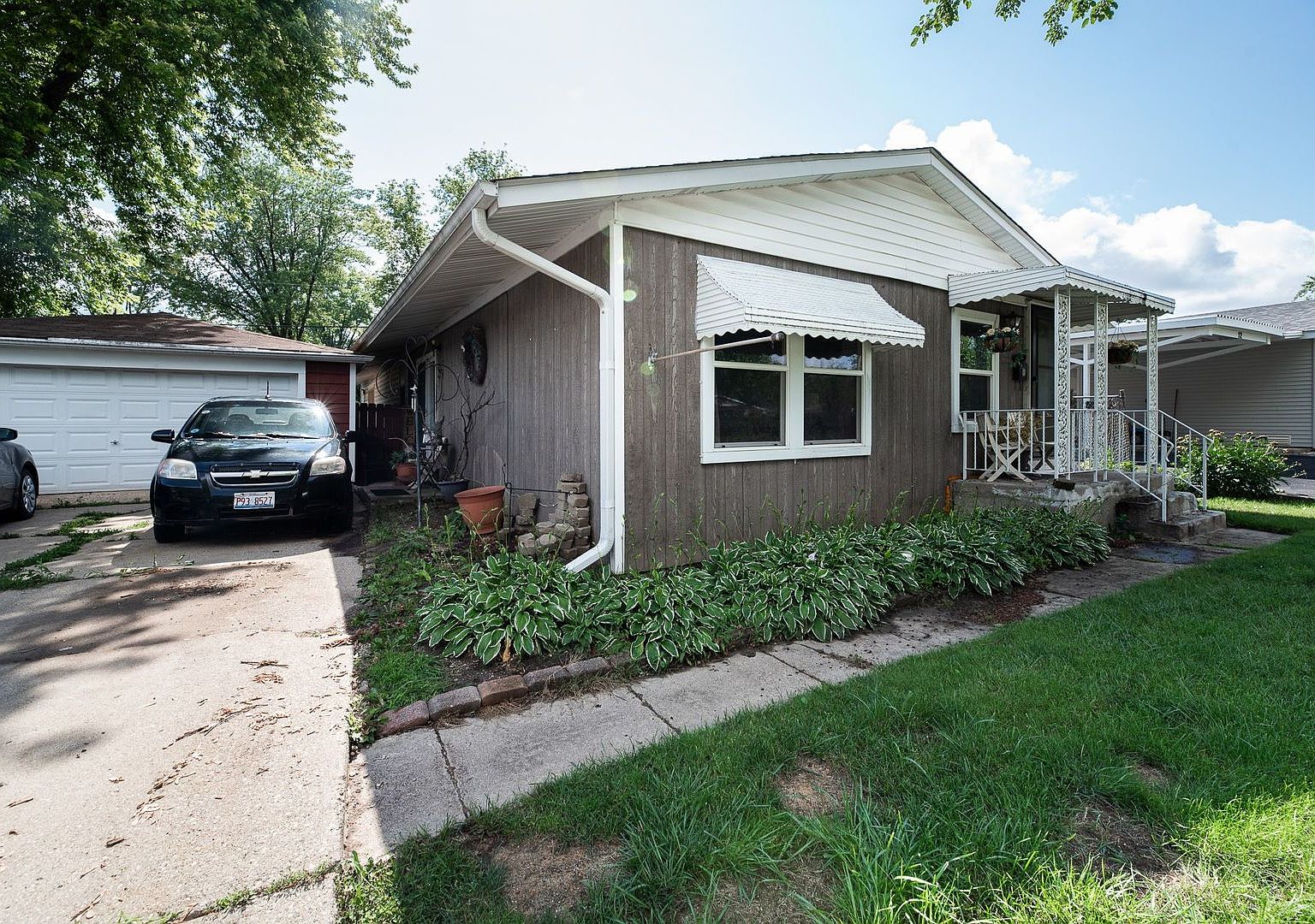 14 Austin Ave, Carpentersville, IL 60110 MLS 11825911 Zillow