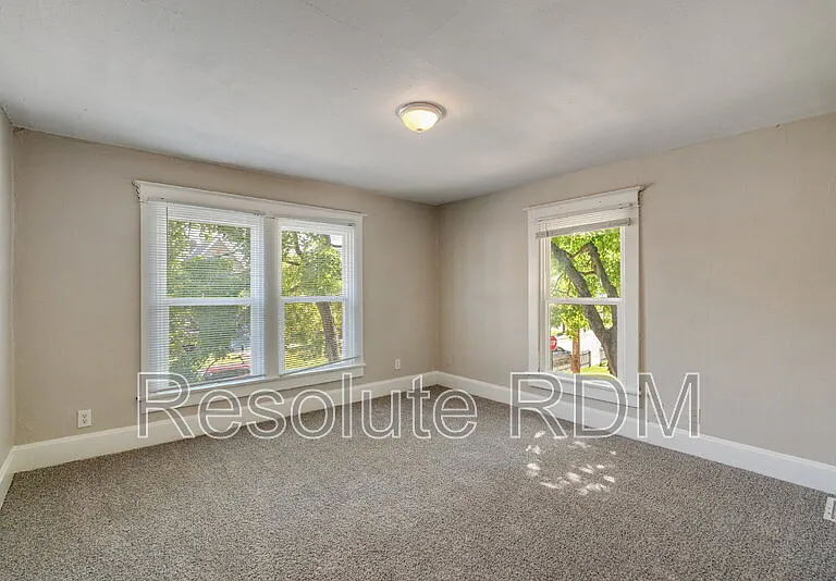 1312 N Dearborn St — Photo 14