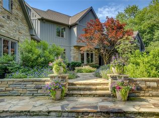 15750 N Ridge Dr, Novelty, OH 44072